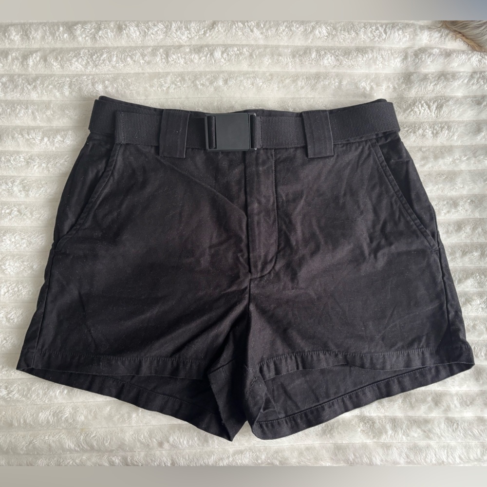 Aritzia- TNA Black High-Rise Shorts